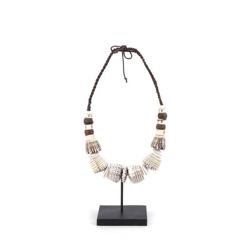 COLLIER MARINE À GRANDES COQUILLES