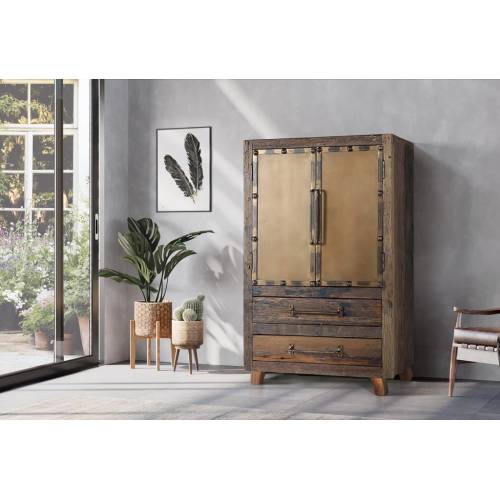 COMMODE