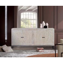 Buffet en bois massif contemporain bas.