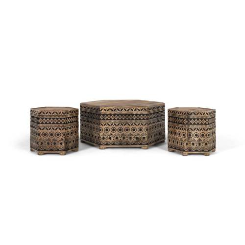 ensemble table basse et tabourets