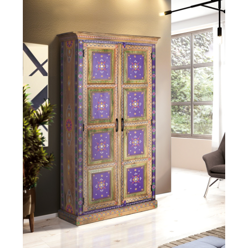 ARMOIRE