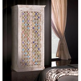 Armoire en Bois Massif : Style Contemporain et Iconique