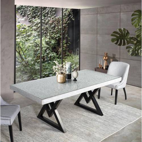 TABLE À MANGER