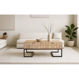 Table basse en bois contemporaine, signature de style moderne.