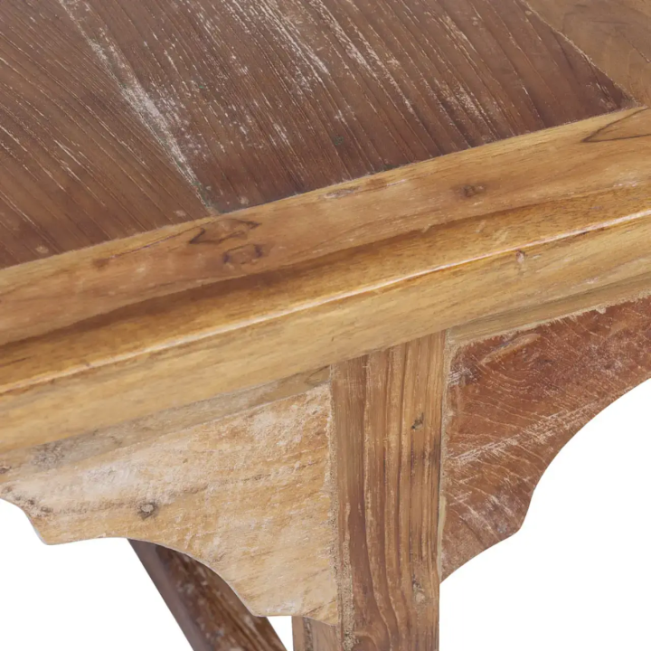 Table Basse en Bois Massif avec Pieds Élégants et Finition Naturelle.